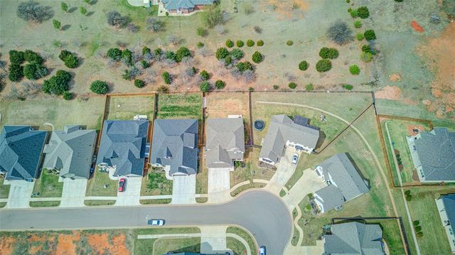 4309 Emery Drive, Edmond, OK 73034