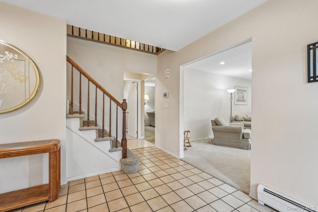 7 Maplewood Lane, New City, NY 10956