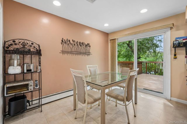 7 Maplewood Lane, New City, NY 10956