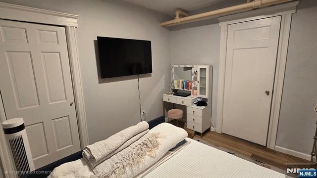 27 Russell Avenue 1, Edgewater, NJ 07020