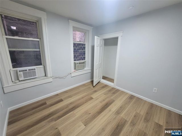 27 Russell Avenue 1, Edgewater, NJ 07020