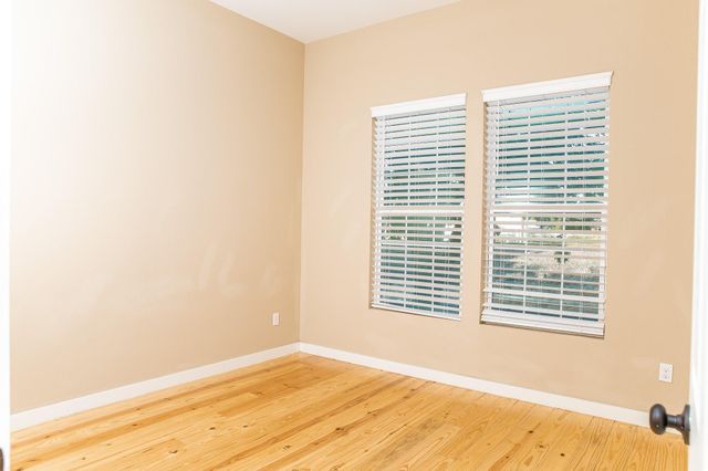 211 N Austin Street, Brenham, TX 77833