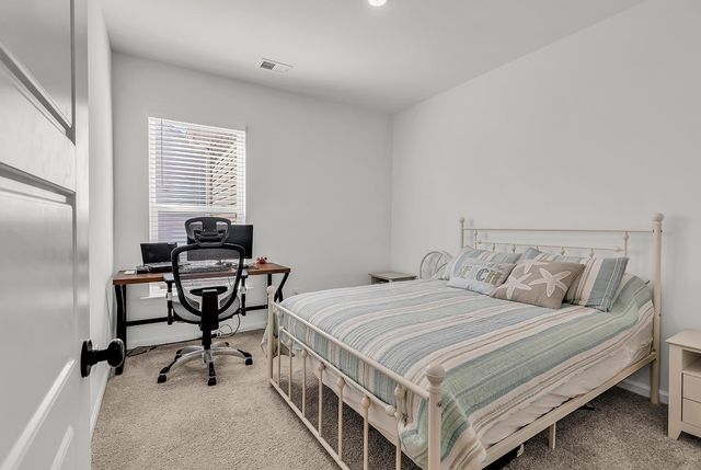 35 Northbrook Dr, Murrells Inlet, SC 29576