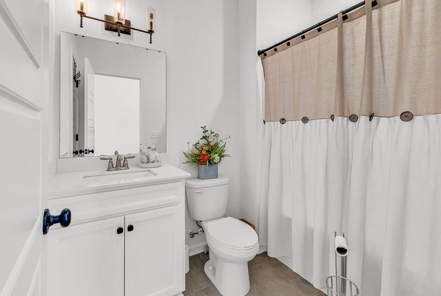 35 Northbrook Dr, Murrells Inlet, SC 29576