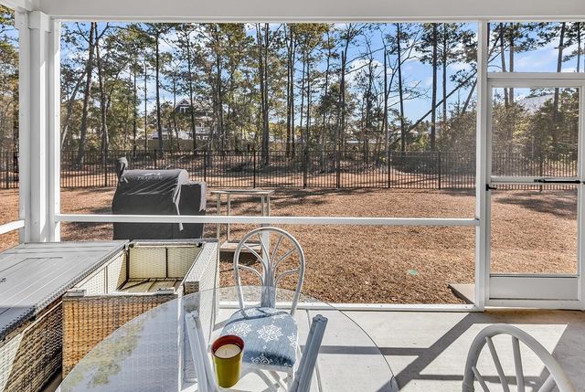 35 Northbrook Dr, Murrells Inlet, SC 29576