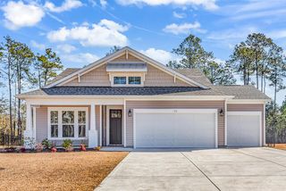 35 Northbrook Dr, Murrells Inlet, SC 29576