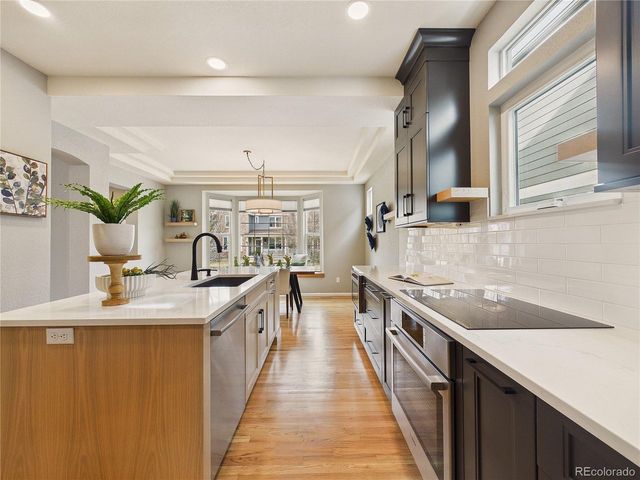 8366 Devinney St, Arvada, CO 80005