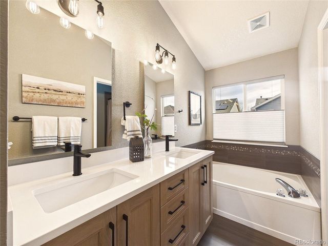 8366 Devinney St, Arvada, CO 80005