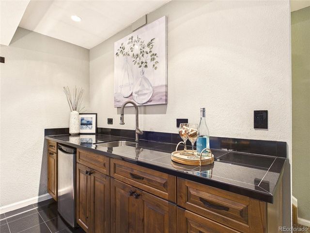 8366 Devinney St, Arvada, CO 80005