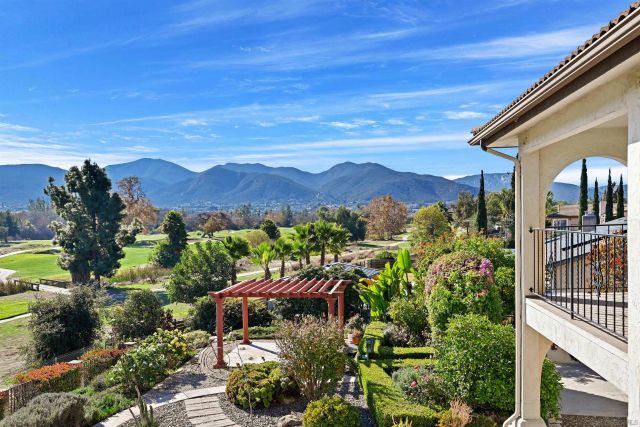 9219 Inverness Rd., Santee, CA 92071