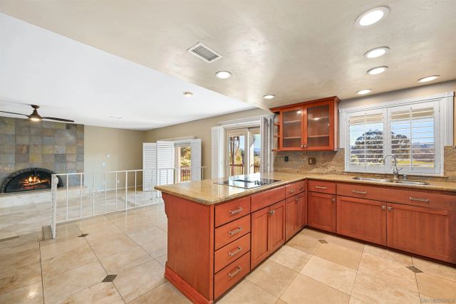 9219 Inverness Rd., Santee, CA 92071