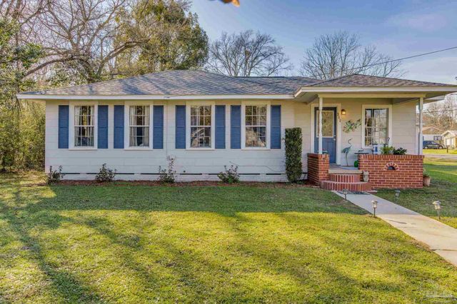 311 Booth Ave, Cantonment, FL 32533