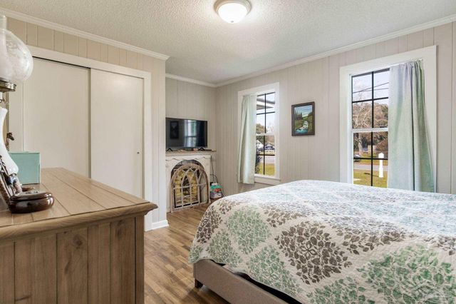 311 Booth Ave, Cantonment, FL 32533