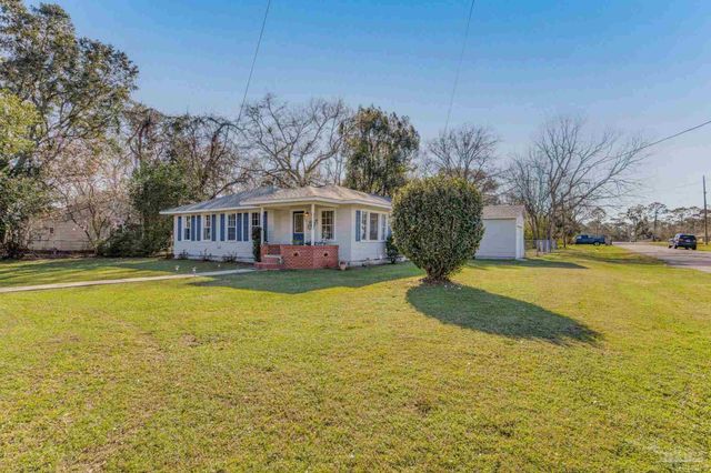 311 Booth Ave, Cantonment, FL 32533