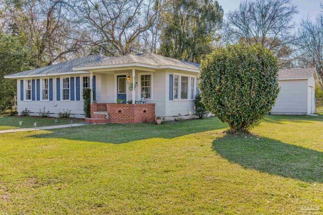 311 Booth Ave, Cantonment, FL 32533