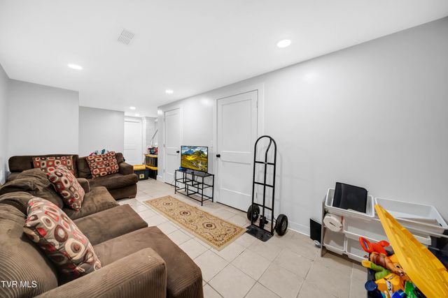 1658 Echo Court, Kingsport, TN 37665