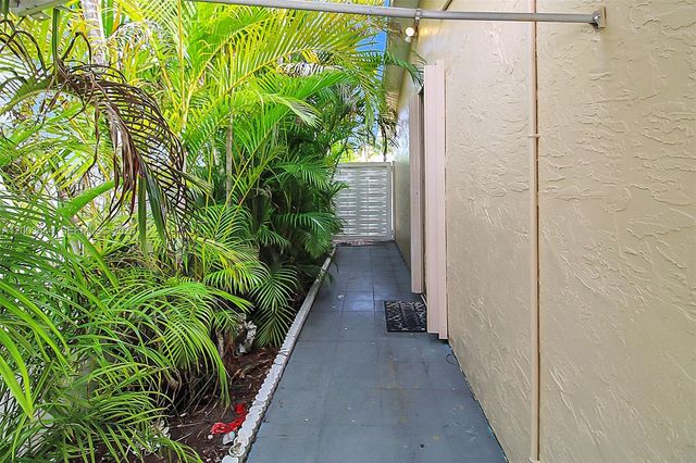 19100 SW 125th Ave, Miami, FL 33177