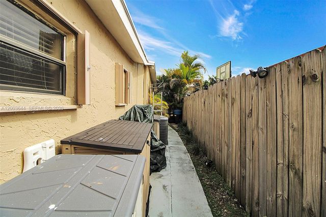 19100 SW 125th Ave, Miami, FL 33177