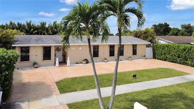 19100 SW 125th Ave, Miami, FL 33177