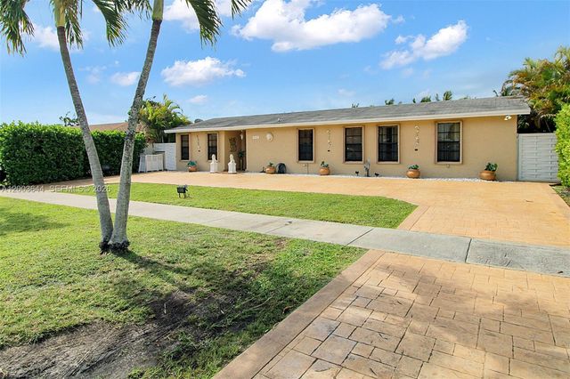 19100 SW 125th Ave, Miami, FL 33177