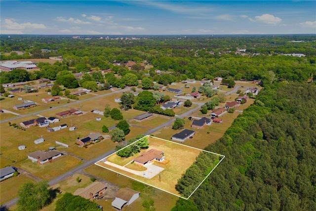 207 Greenmeadow Circle, Anderson, SC 29626