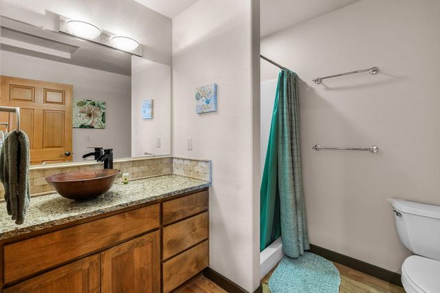 3885 NE Xenolith Street, Terrebonne, OR 97760