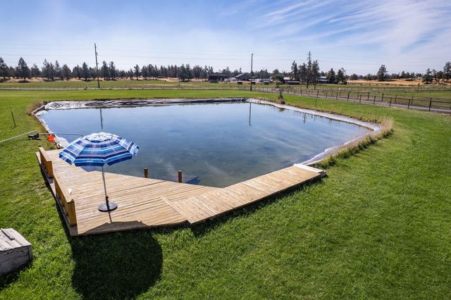 3885 NE Xenolith Street, Terrebonne, OR 97760