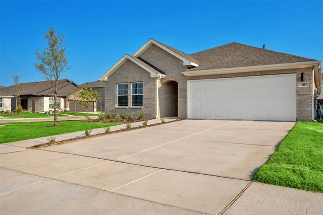 307 Sun Harvest Drive, Royse City, TX 75189