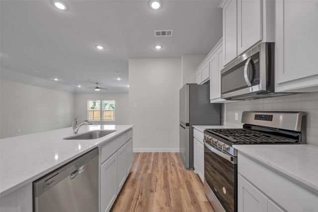 307 Sun Harvest Drive, Royse City, TX 75189