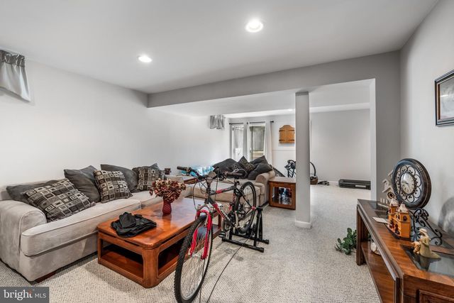 6 SAINT JOHNS CT, Stafford, VA 22556