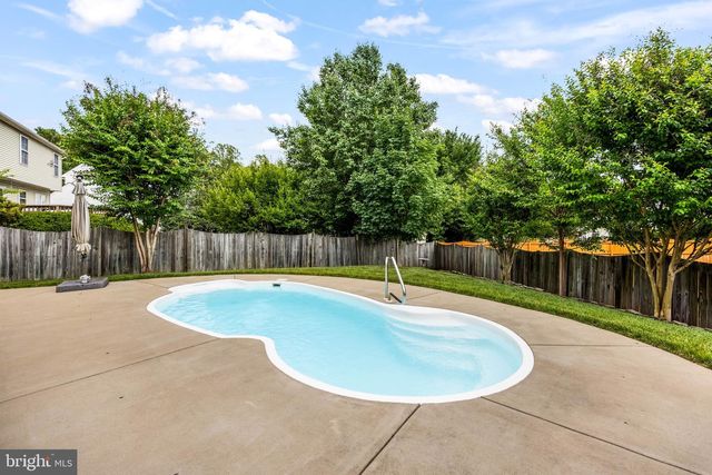 6 SAINT JOHNS CT, Stafford, VA 22556