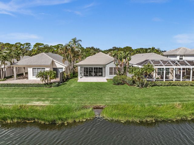 629 Masters Way, Palm Beach Gardens, FL 33418