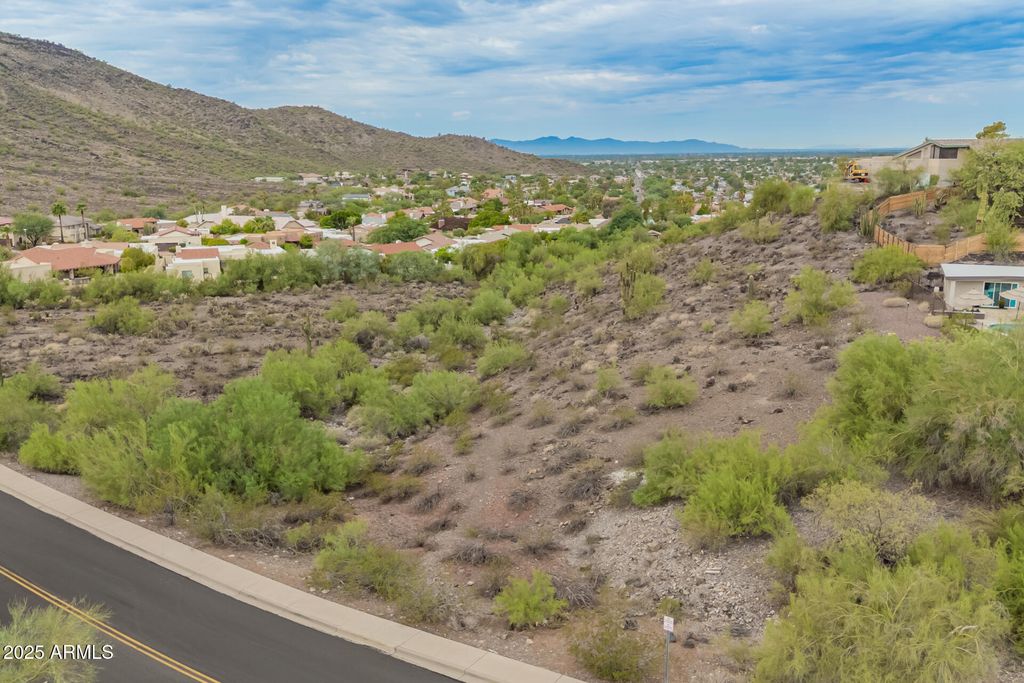 12861 N 8TH Avenue -, Phoenix, AZ 85029 — photo 4