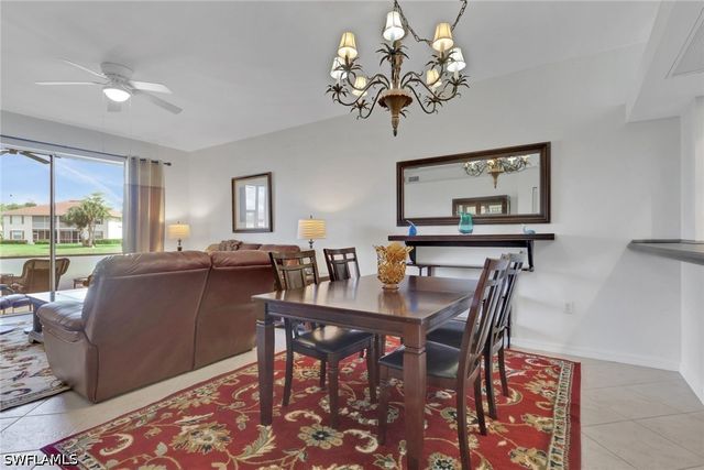 320 Robin Hood CIR 101, Naples, FL 34104