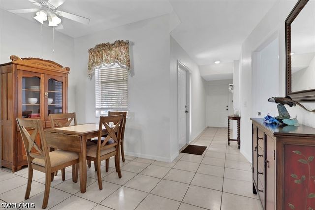 320 Robin Hood CIR 101, Naples, FL 34104