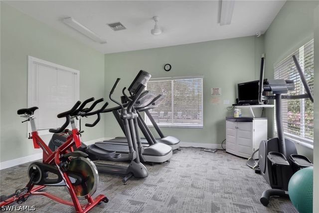 320 Robin Hood CIR 101, Naples, FL 34104