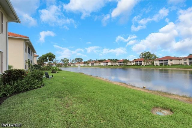 320 Robin Hood CIR 101, Naples, FL 34104