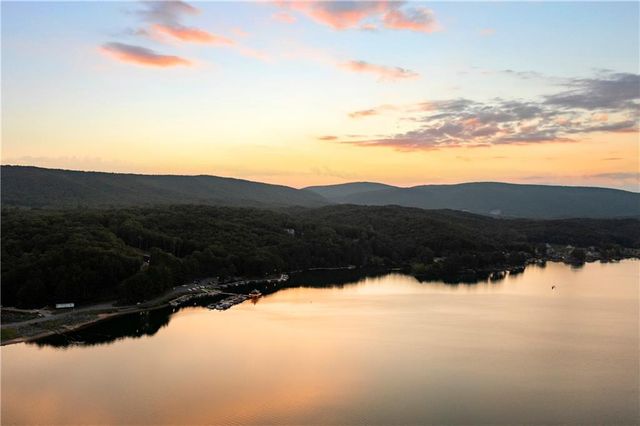 160 Cherokee S Drive, Waleska, GA 30183