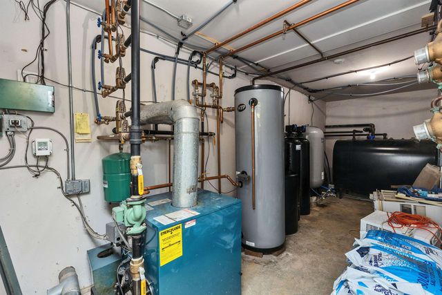 949 Turnpike Road, New Ipswich, NH 03071