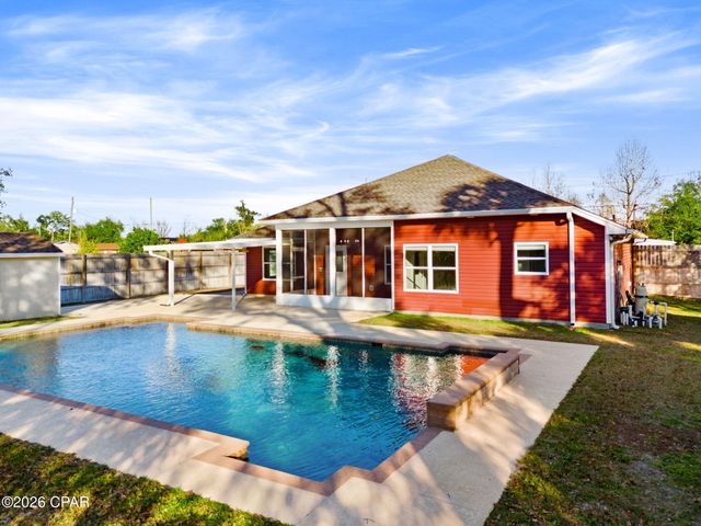 702 Michigan Avenue, Lynn Haven, FL 32444