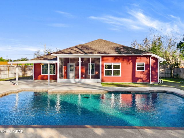 702 Michigan Avenue, Lynn Haven, FL 32444