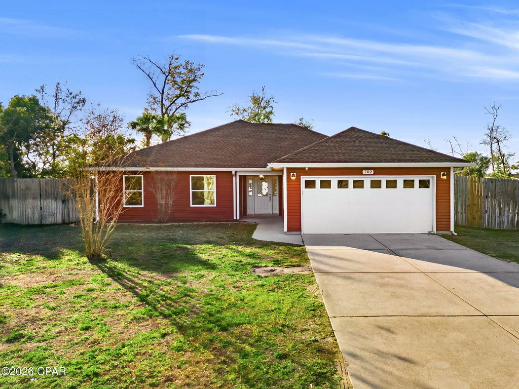 702 Michigan Avenue, Lynn Haven, FL 32444