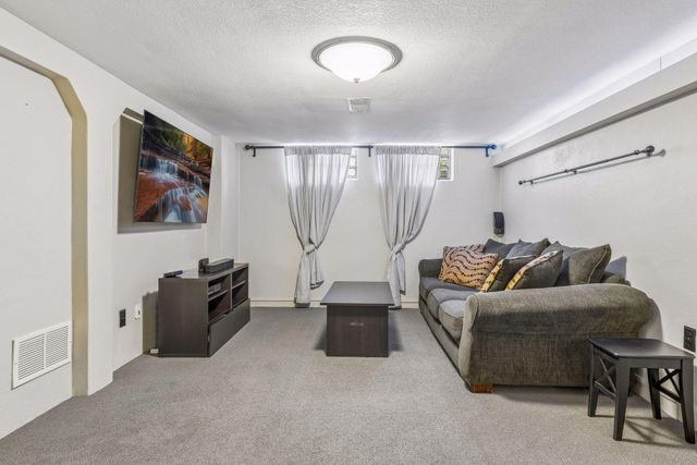 3420 46th Avenue S, Minneapolis, MN 55406