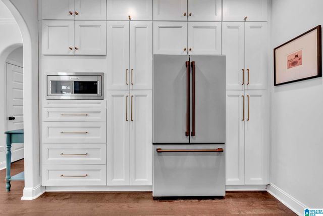 8480 LEDGE CIRCLE, Trussville, AL 35173