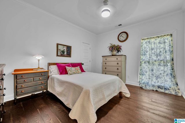 8480 LEDGE CIRCLE, Trussville, AL 35173