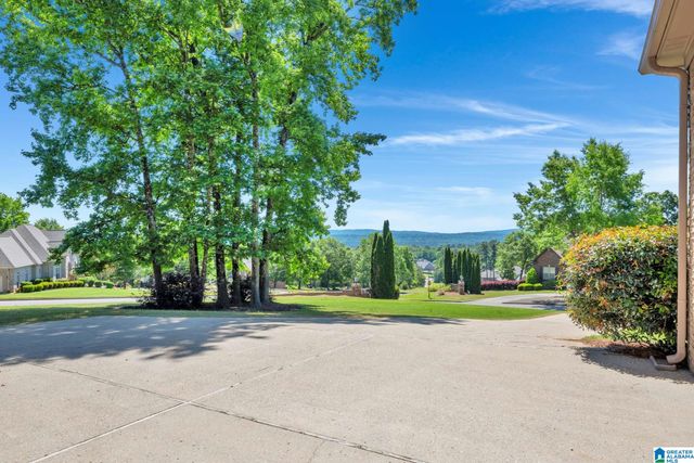 8480 LEDGE CIRCLE, Trussville, AL 35173