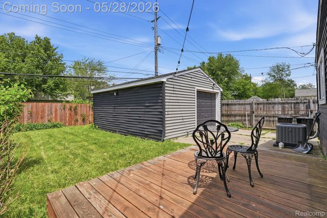 733 Camden Street, Ferndale, MI 48220