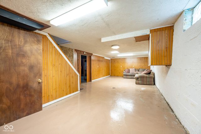 6330 Ida Street, Indianapolis, IN 46241