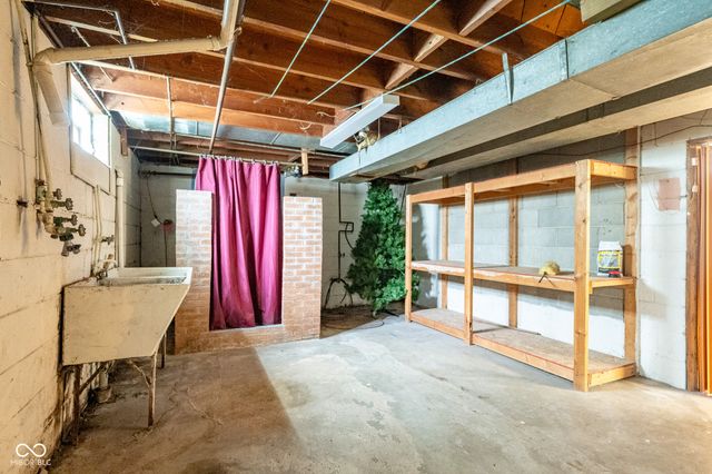 6330 Ida Street, Indianapolis, IN 46241