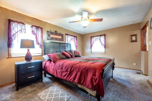 6330 Ida Street, Indianapolis, IN 46241